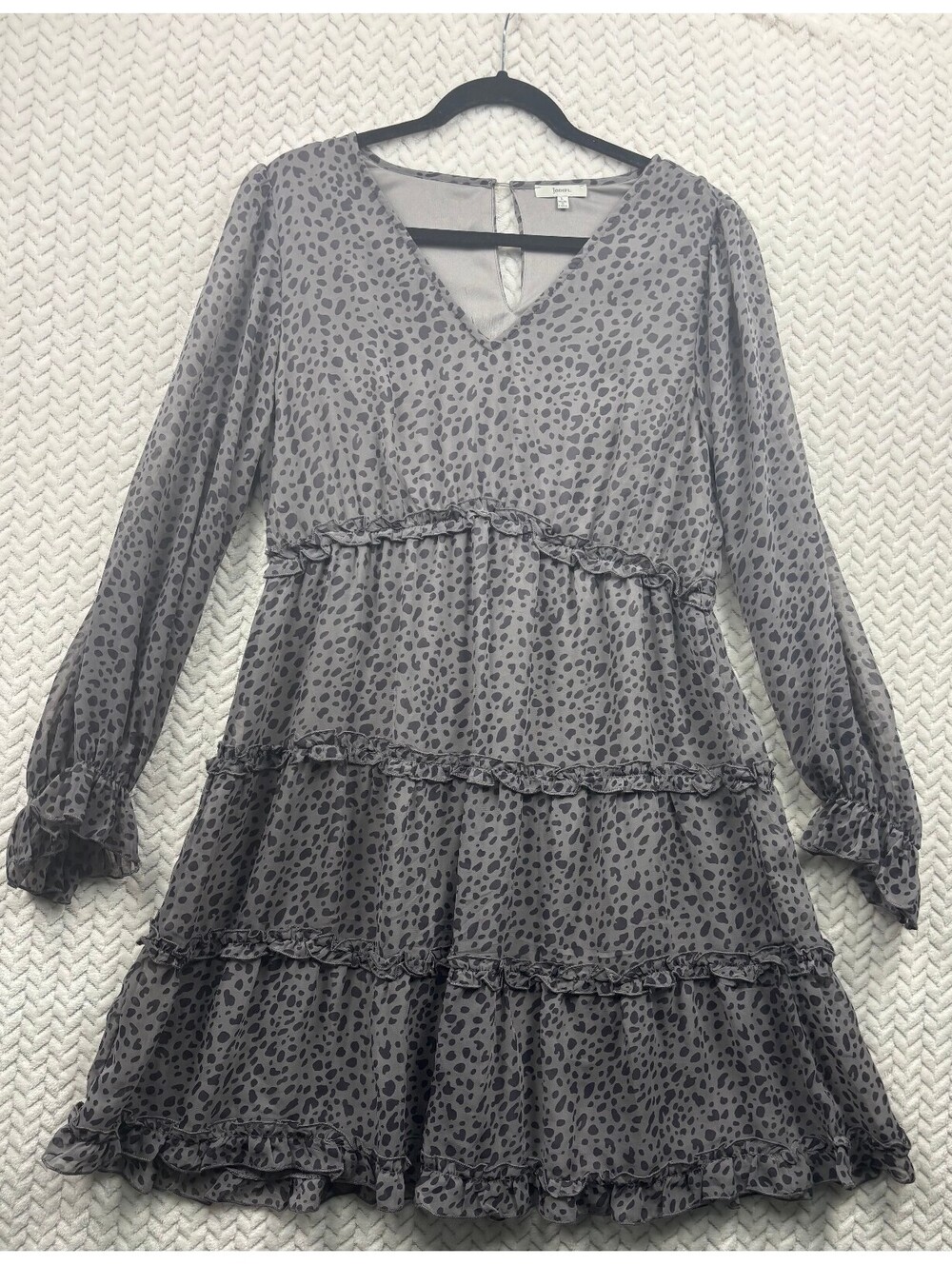Jodifl Women's Long Sleeve Tiered Ruffle Dress in Gray Leopard Print, Size Large